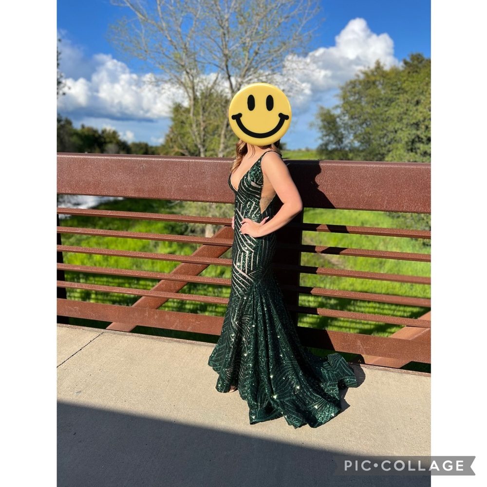 Elegant Green Sequin Evening Gown
